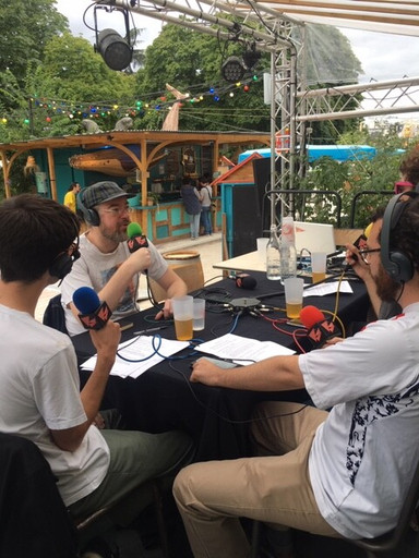 Épisode L'apéro bulle // Football anglais & français // 18... de l'émission Radio Camping Paris