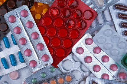 Antibiotiques : trop prescrits aujourd’hui, inefficaces demain ?
