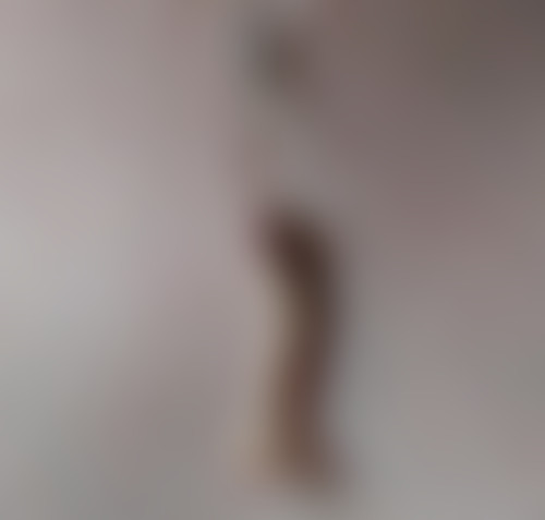 Elle enfile des perles #1