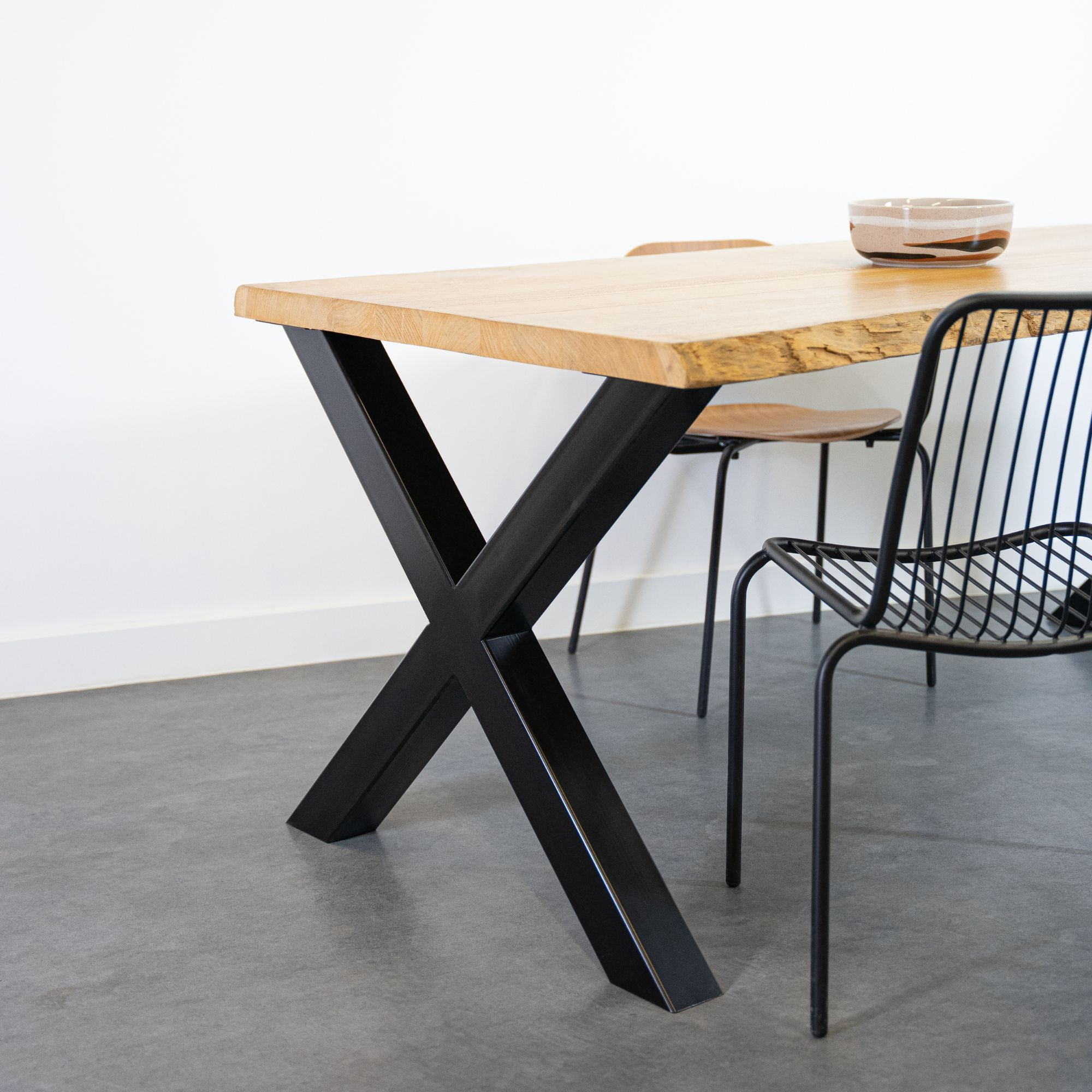 Pied Elsa Noir 710 mm