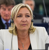 Le club des voleurs et des menteurs