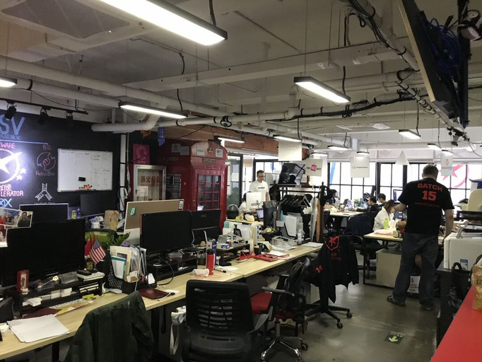 Épisode Internet en Chine avec Pierre Sel // Reportages  T... de l'émission Numer'X