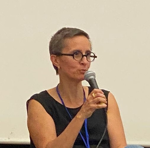 Marilyn Poueyto - Formatrice en CAA spécialisée dans les apprentissages et contre les violences sexuelles