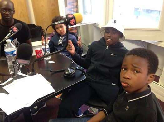 Épisode L’œil à l'écoute : Les yeux fermés épisode 10 de l'émission L’œil à l’écoute