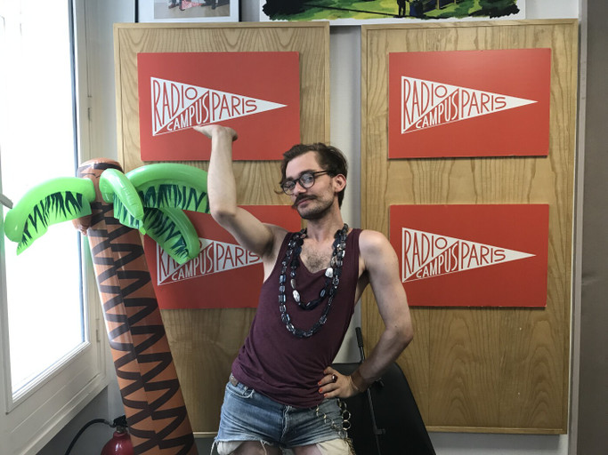 Épisode B.A. BA Drag, avec Maison Chérie de l'émission Le Placard