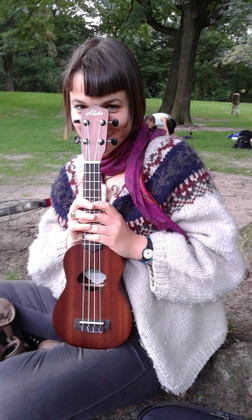 Confinement : "Le ukulélé me sauve la vie !"