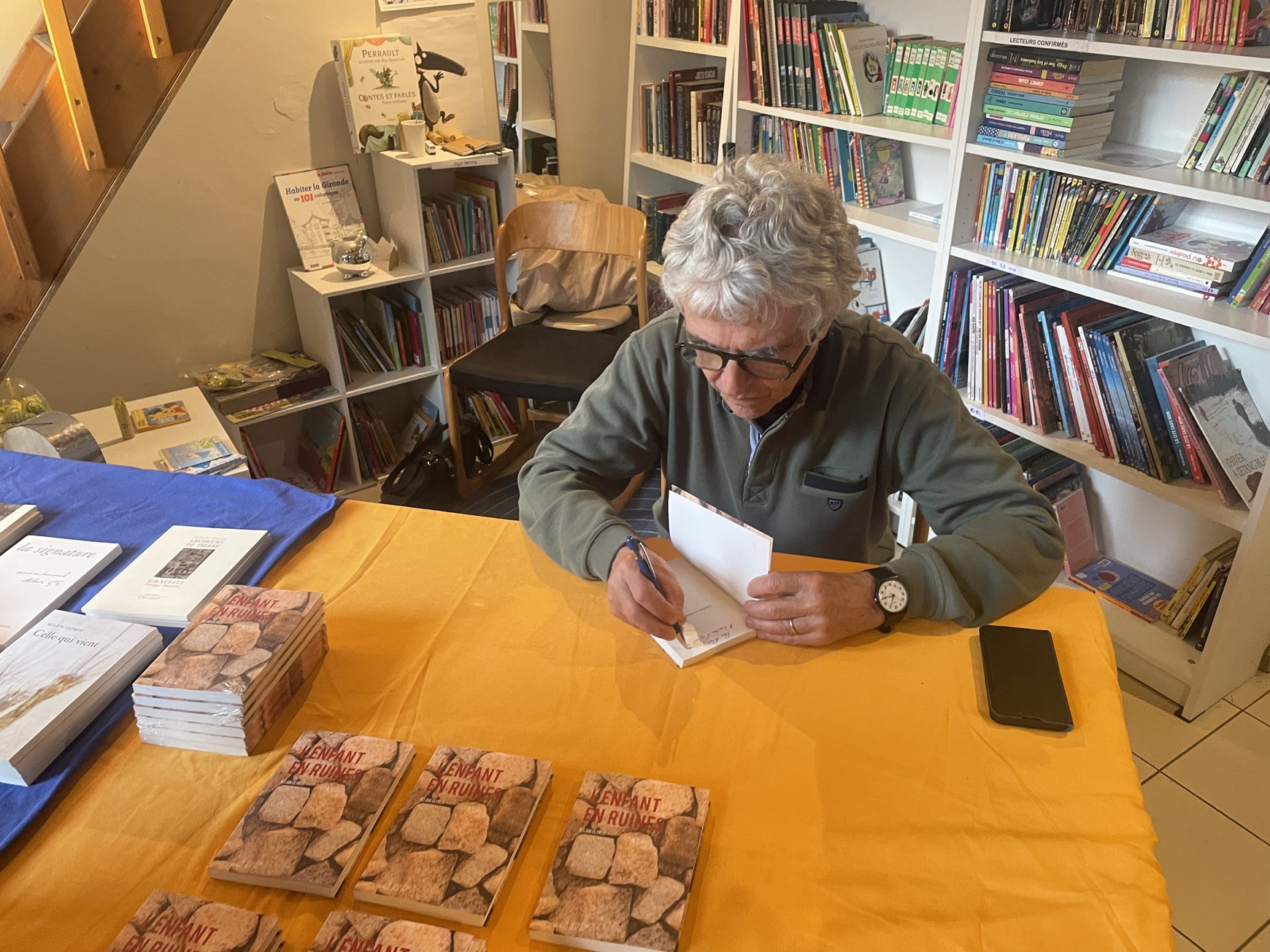 La guerre à hauteur d'enfant à la librairie solidaire du Secours Populaire