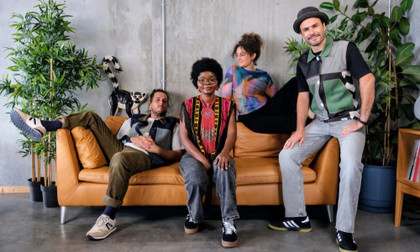 IREKE & Agnès Hélène - "Tout Est Bizarre"