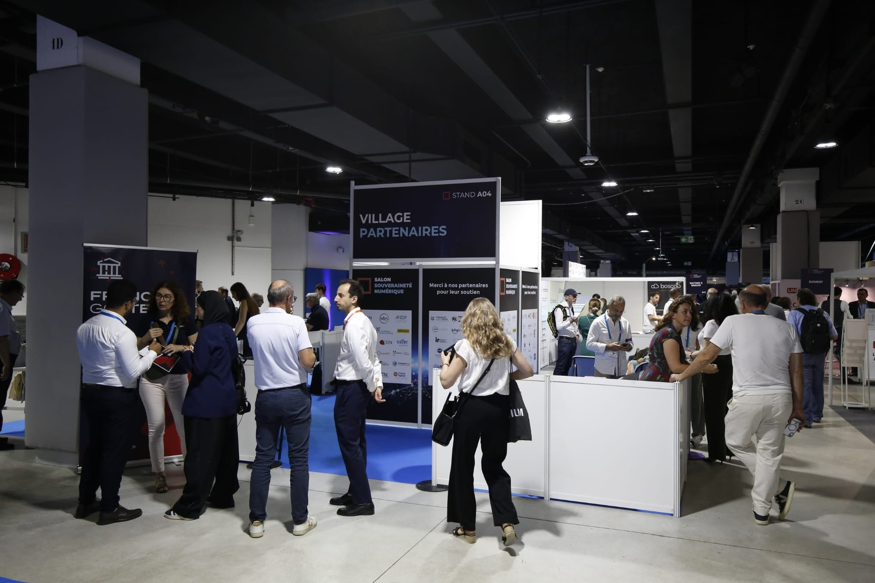 Le salon de la souveraineté numérique dans l'Espace Champerret à Paris La tech française et la peur du "kill switch" américain