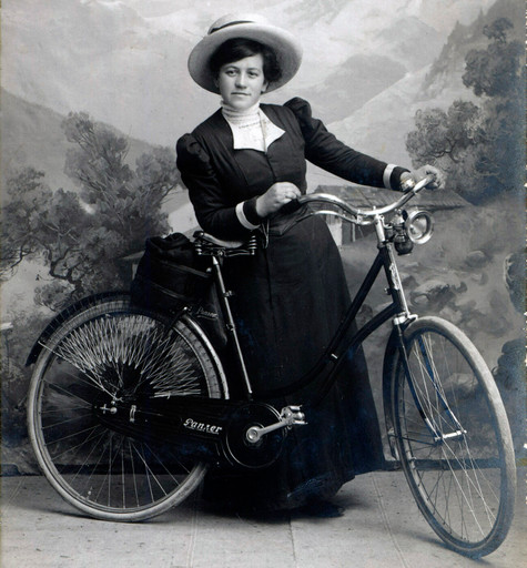 Épisode 37.2 / SARAH, À BICYCLETTE // 13.03 de l'émission Trente-sept Deux