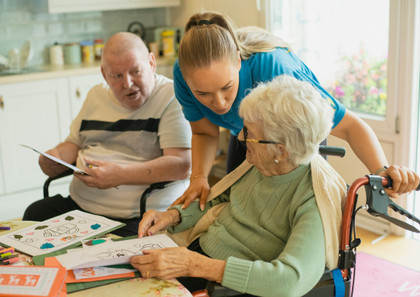 Alzheimer : quand la recherche européenne mise sur l'infiniment petit