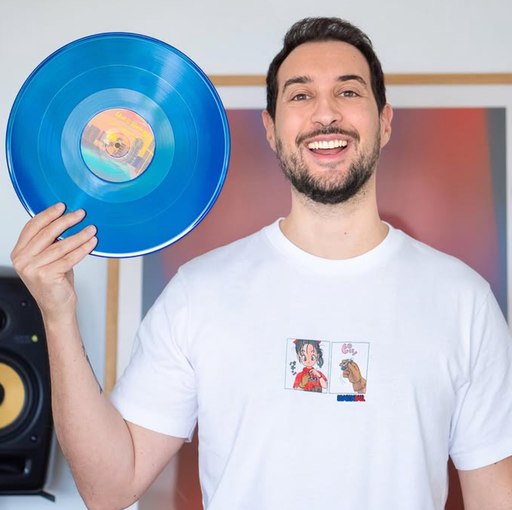 DJ Vice presents...Electrorama #28 : HOLDTight gue...