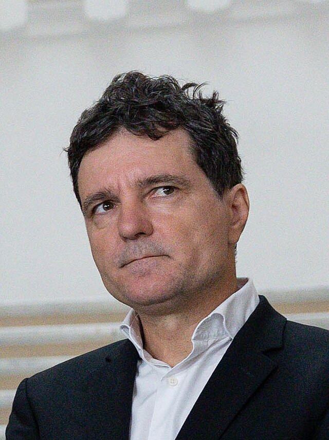 © Wikimedia Commons - Guvernul României (Photo de Nicușor Dan) La semainière de Quentin Dickinson