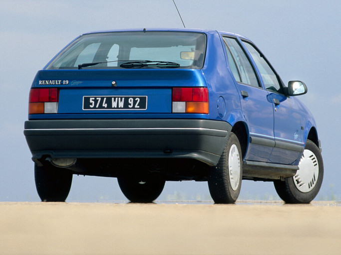 Épisode La tuture à papa -Renault 19 de l'émission La tuture à papa