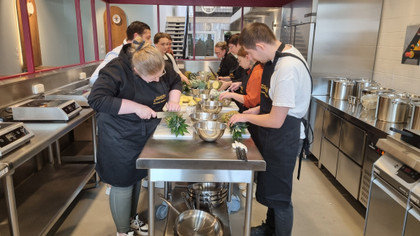 L’Académie de l’hospitalité : Lens mise sur l’excellence du savoir-accueillir