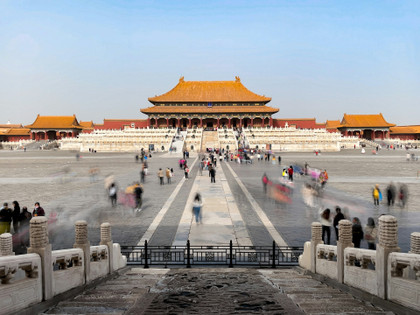 Unie face à Trump et à Poutine, l’Europe doit échafauder une politique industrielle commune face à la Chine