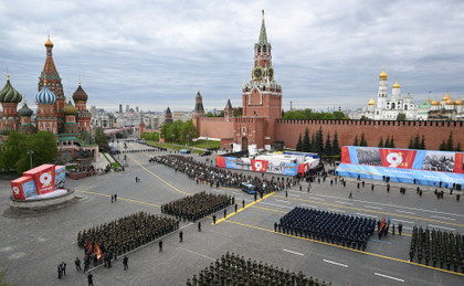 Cessez-le-feu unilatéraux et perte de popularité en interne : Vladimir Poutine face à l'usure de la guerre en Ukraine