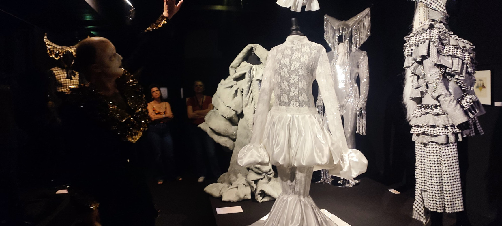 © Cassandre Thomas. Transvestia : des costumes drags et des archives