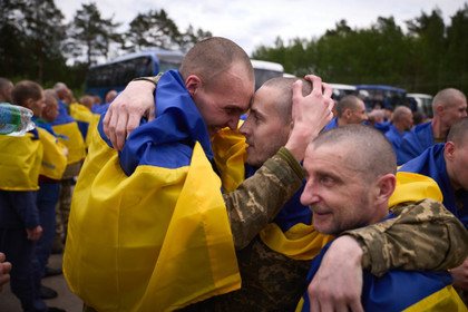 Un échange record de prisonniers entre  Kiev et Moscou