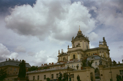 L’intégration de l’Ukraine à l’UE : la prochaine étape des négociations débloquée malgré le veto hongrois