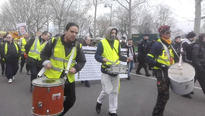 Épisode De la joie dans la colère : manifester en musique... de l'émission Les Voix du Crépuscule