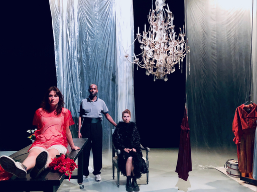 Pièces détachées : Une Ophélie en feu