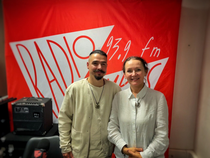 Épisode Proxima reçoit Shagan et Tatiana de l'Association... de l'émission Próxima Estación