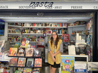 À Bordeaux, le kiosque Basta réinvente la vente de magazines indépendants