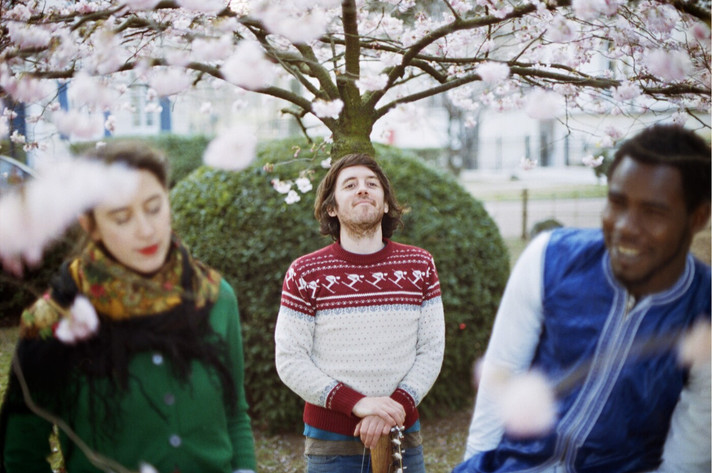 Épisode La Souterraine : Stranded Horse de l'émission L'Apéro