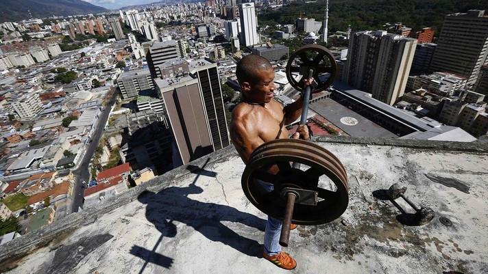 Épisode L'émigration  : quels effets sur les pays d'origin... de l'émission Les Voix du Crépuscule