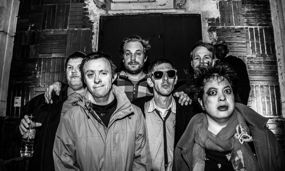 Photo du groupe sur leur bandcamp Wild Classical Music Ensemble et Fournéz - La réunion lé dans mon kér