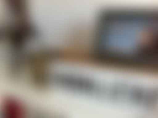 37°2 / Jean, allers-retours entre la France et l'A...