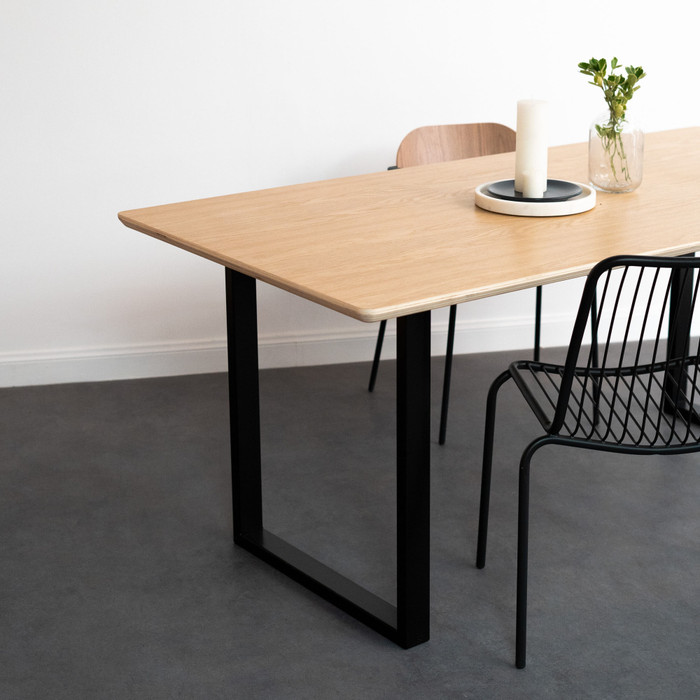 Pied Tess Noir 720 mm