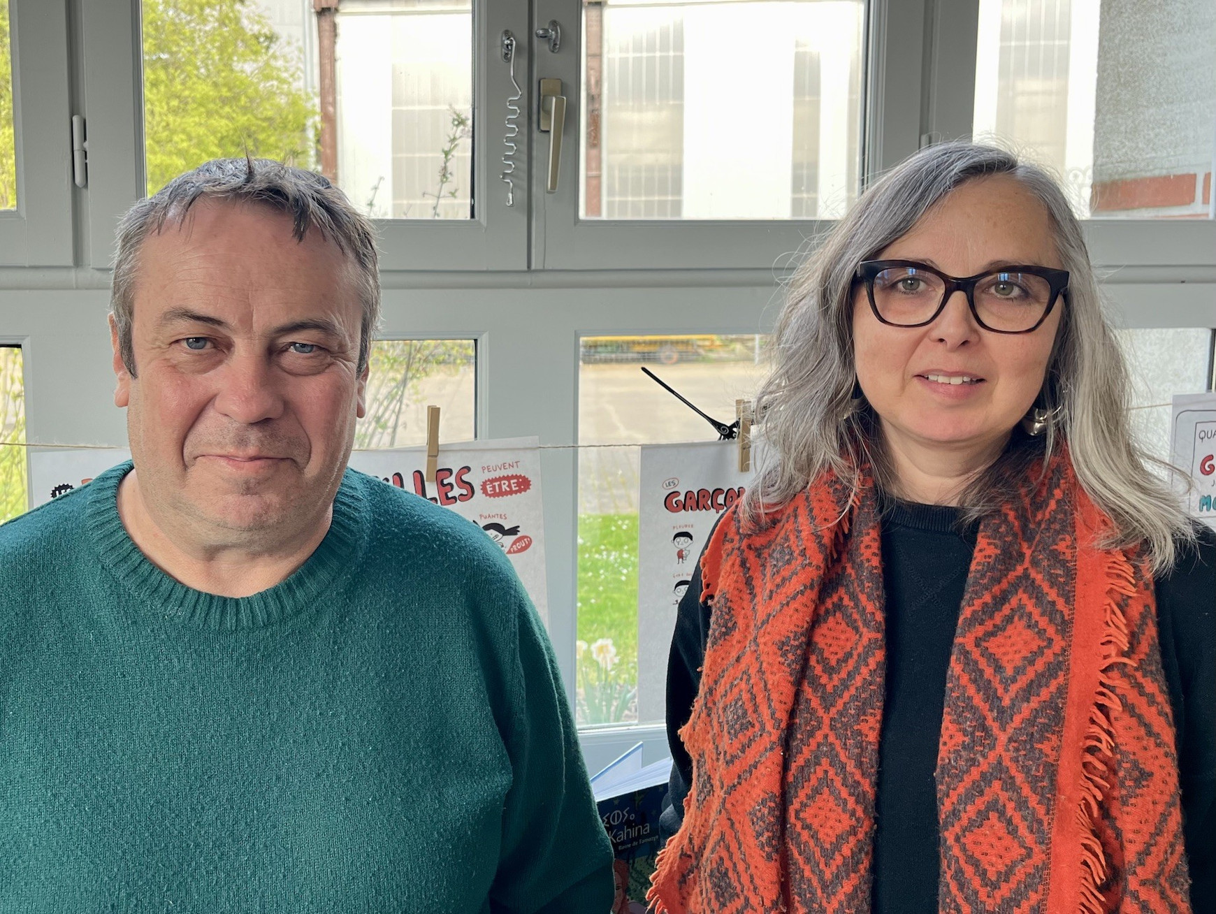 © Virginie Schadler Pourquoi une expo pédagogique sur le droit du sol ? Avec l'association Tissé Métisse.