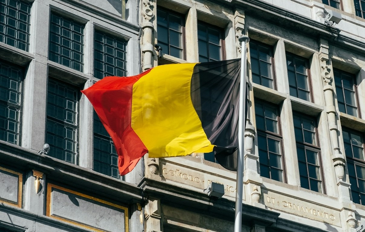 Photo de Patrick Robert Doyle sur Unsplash Réunion ministérielle sur la sécurité et la connectivité interrégionales