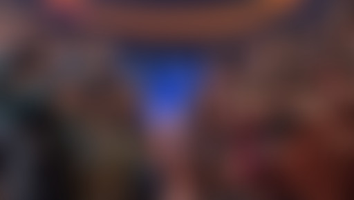 Extérieur Nuit : RIVE GAUCHE STORIES