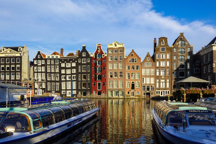 À Amsterdam, une fumerie peut en cacher une autre !