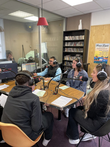 Épisode Les émissions du Lycée Fragonard - Episode 2 de l'émission Les Petites Ondes