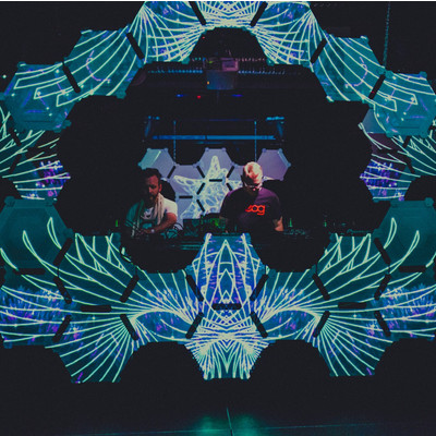 Amplitudes : Downtempo episode artwork