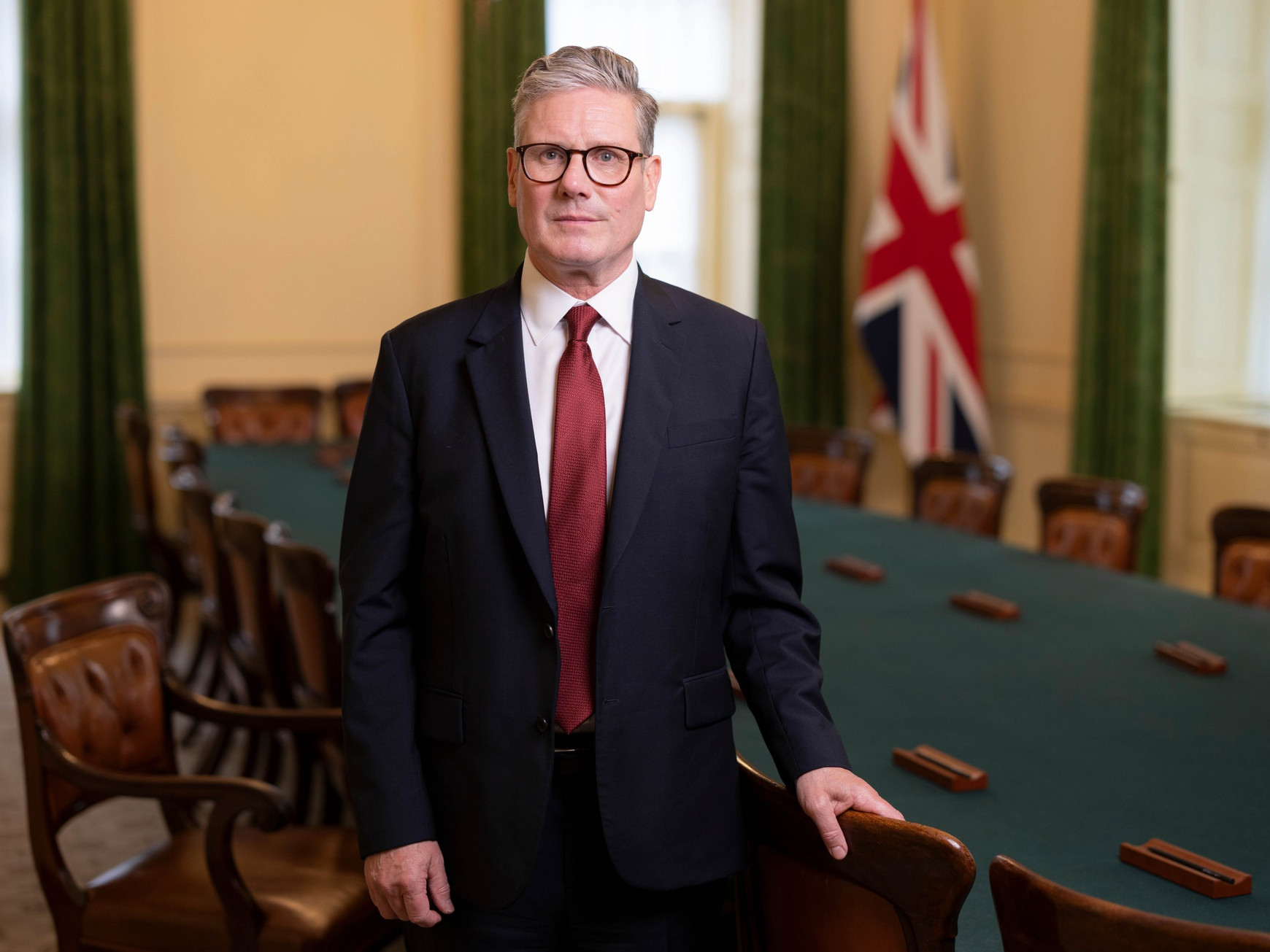 Le premier ministre britannique Keir Starmer, aujourd’hui plus affaibli que jamais © Simon Dawson / No 10 Downing Street Impopularité de Keir Starmer, montée de l’extrême droite : le Royaume-Uni à l’aube d’une nouvelle crise politique ?