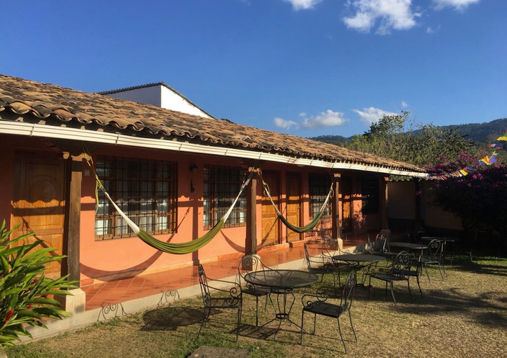 Épisode Tes cliques et tes claques : Maria au Honduras //... de l'émission Tes cliques et tes claques