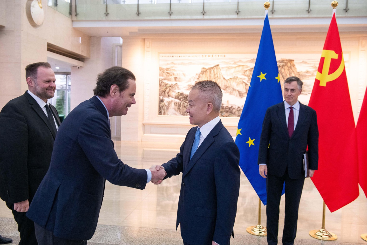 Une délégation de la commission AFET du Parlement s'est rendu en Chine en juillet dernier. © European Union 2026 - Source : EP À la une de la session plénière du 5 au 8 octobre : budget, défense et relations avec la Chine