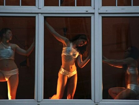 Épisode L'apéro #9 - Dora Moutot & Juliette Dragon // 05.0... de l'émission Radio Camping Paris