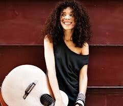 Épisode Flavia Coelho Live MAMA Festival 2014 de l'émission Próxima Estación