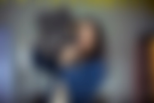 Extérieur Nuit :  Oh Hi James