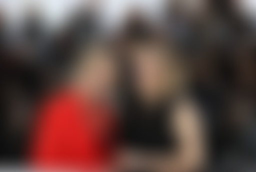 Extérieur Nuit : ANDRÉA BESCOND, LES CHATOUILLES