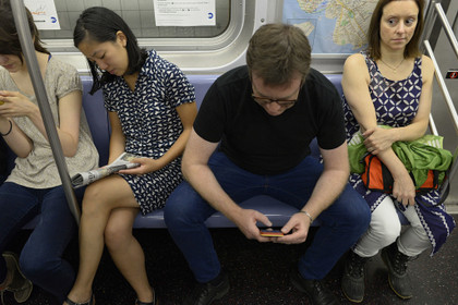 Manspreading : la monopolisation de l'espace par les hommes