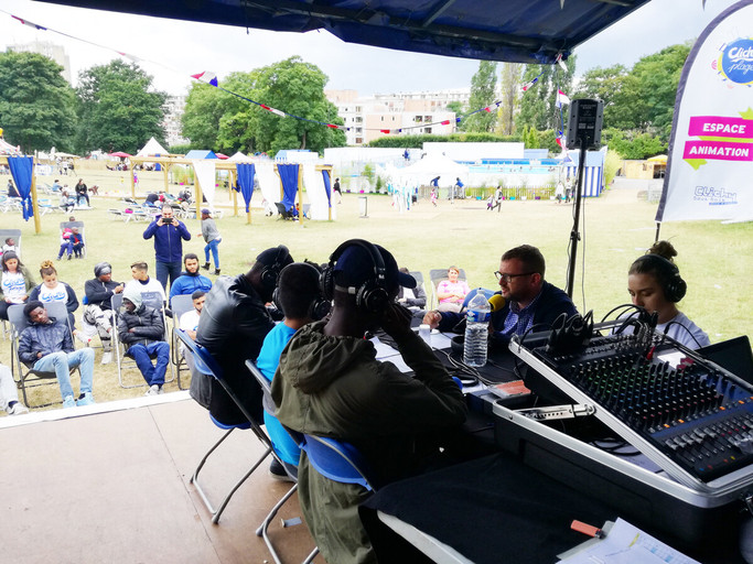 Épisode L'oeil à l'écoute : Clichy Plage Radio 3 de l'émission L’œil à l’écoute