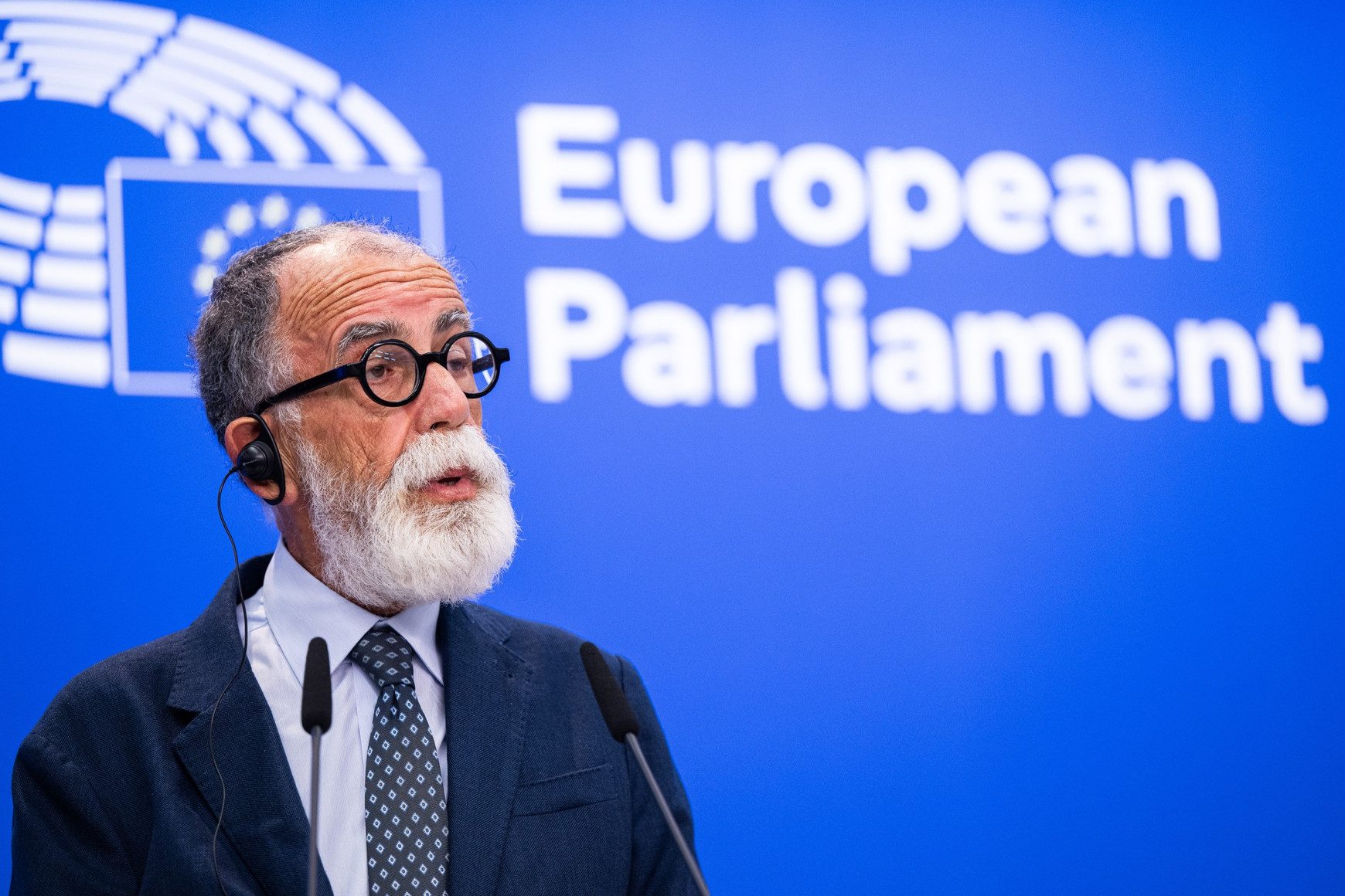 Sandro Ruotolo © Parlement européen Avec le Kids Act, l'Europe veut responsabiliser les plateformes : entretien avec l'eurodéputé italien Sandro Ruotolo