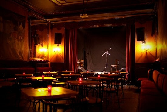 Épisode Scène Ouverte // Des salons mondains au bar du coi... de l'émission Scène Ouverte